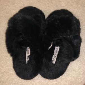 Steve Madden Slippers